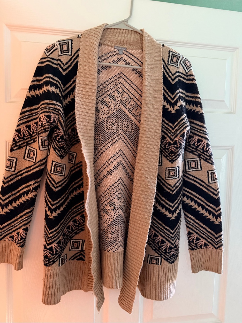 Charlotte Russe Tan & Black and pink Patterned Knit Cardigan
